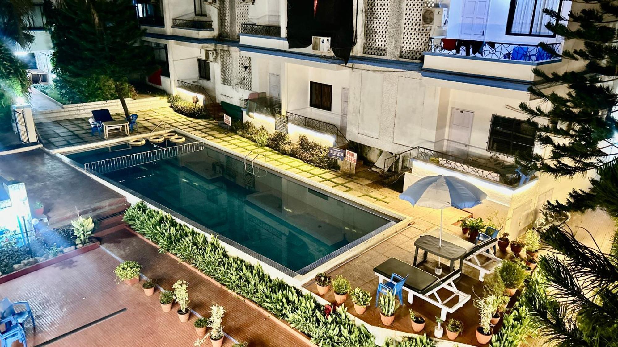 Muffys Pool * Baga