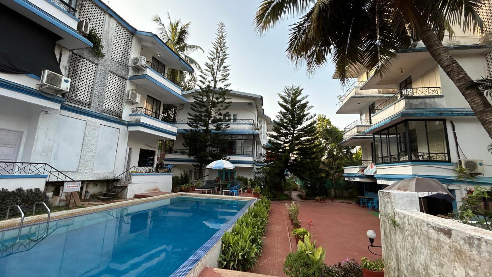 Muffys Pool * Baga